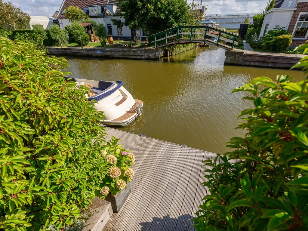 Sint Bartholomeusstraat 8, POELDIJK