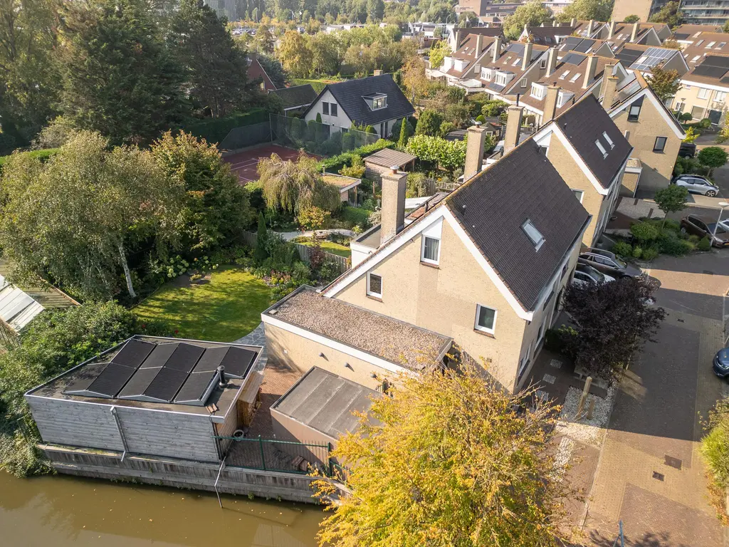 Van Houtenstraat 15, NAALDWIJK