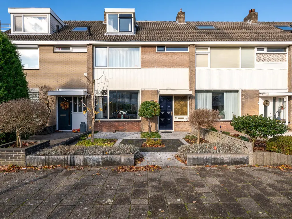 Bachlaan 7, NAALDWIJK