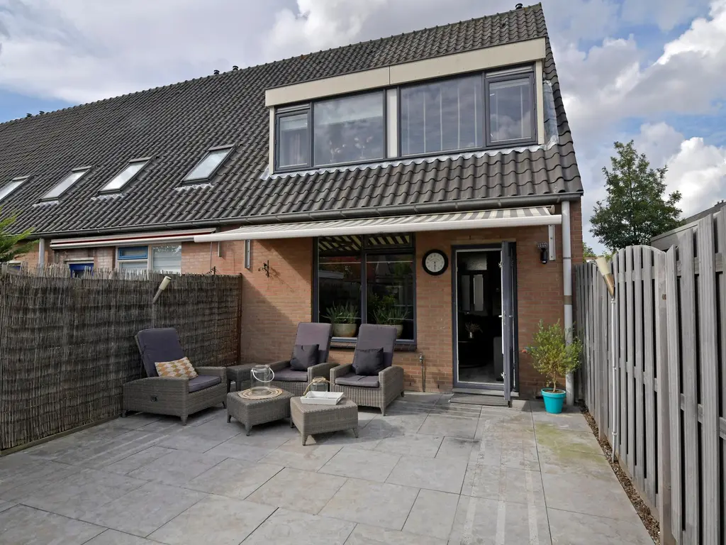 Beelstraat 82, NAALDWIJK