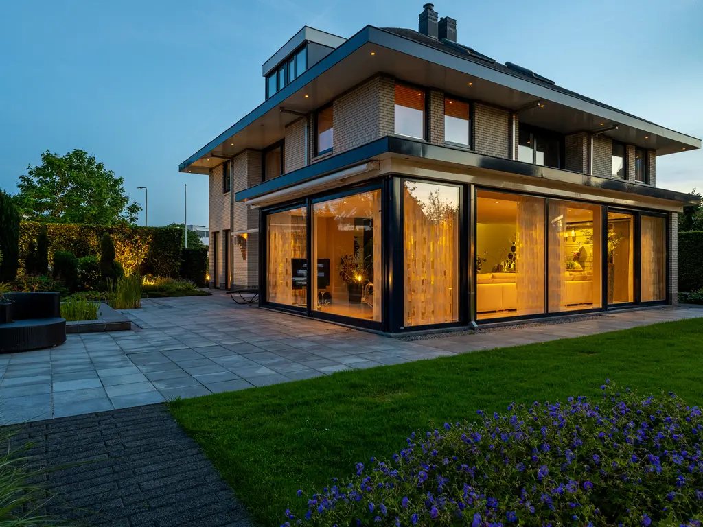 Koningstraat 35, NAALDWIJK