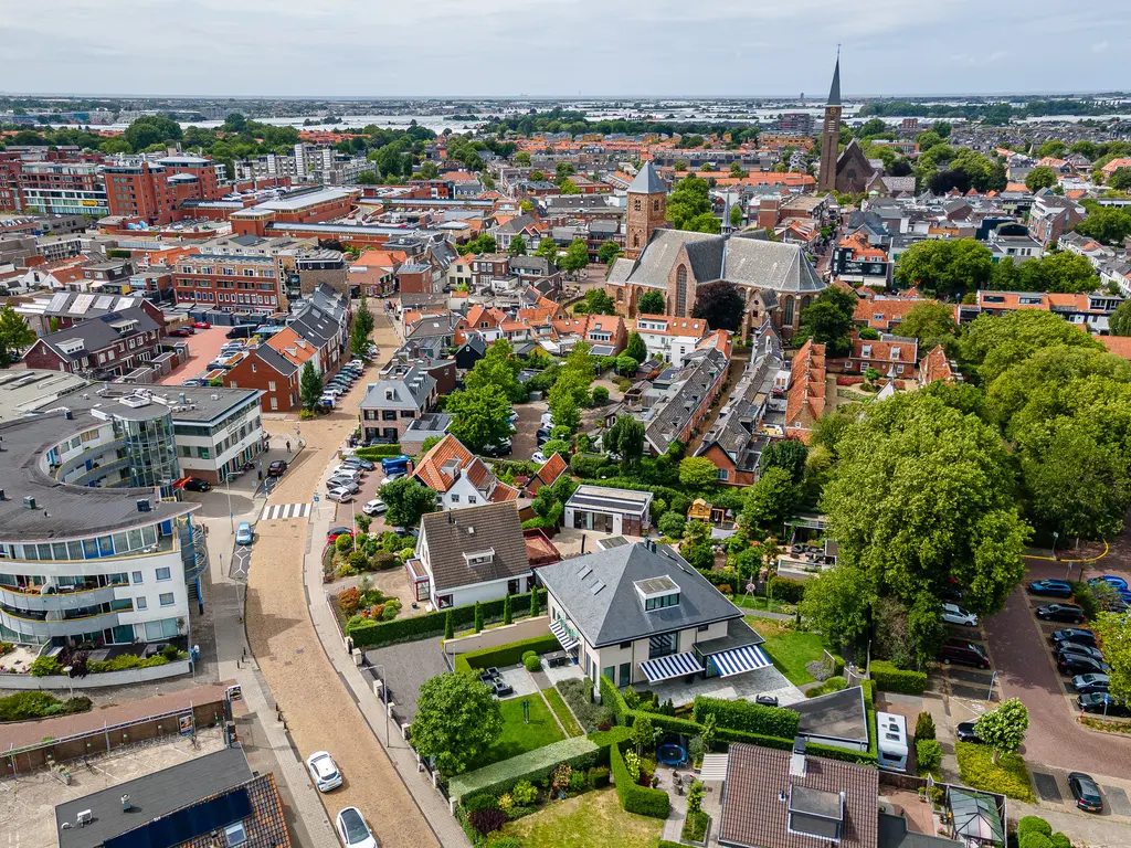 Koningstraat 35, NAALDWIJK
