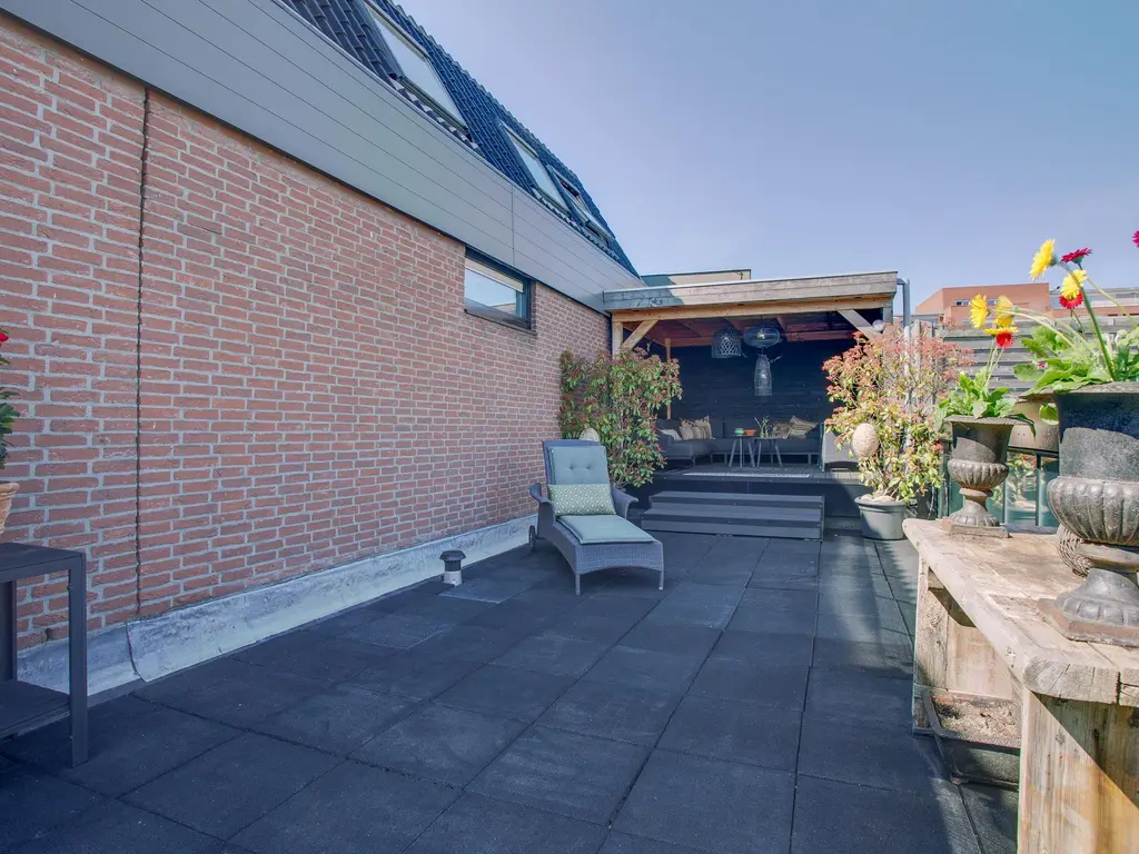 's-Gravenzandseweg 24, NAALDWIJK