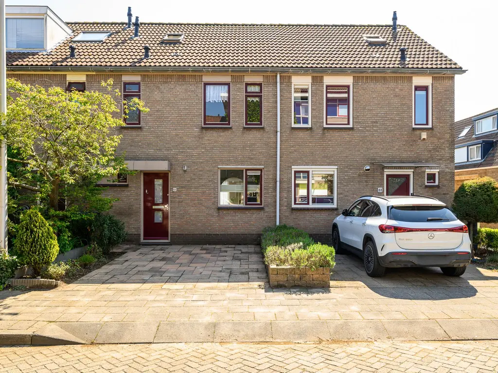 Verburghlaan 63, POELDIJK
