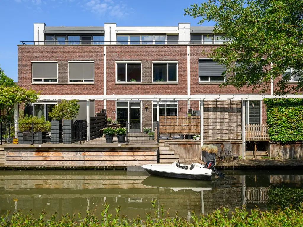 Atlantische Oceaan 38, NAALDWIJK