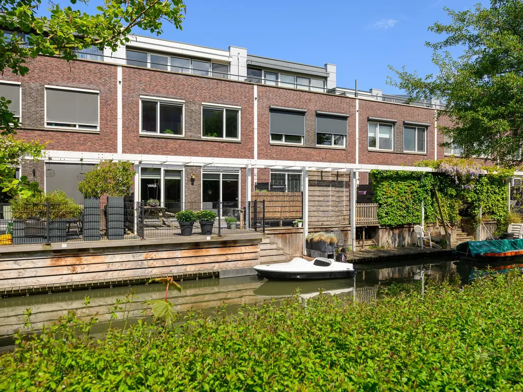 Atlantische Oceaan 38, NAALDWIJK