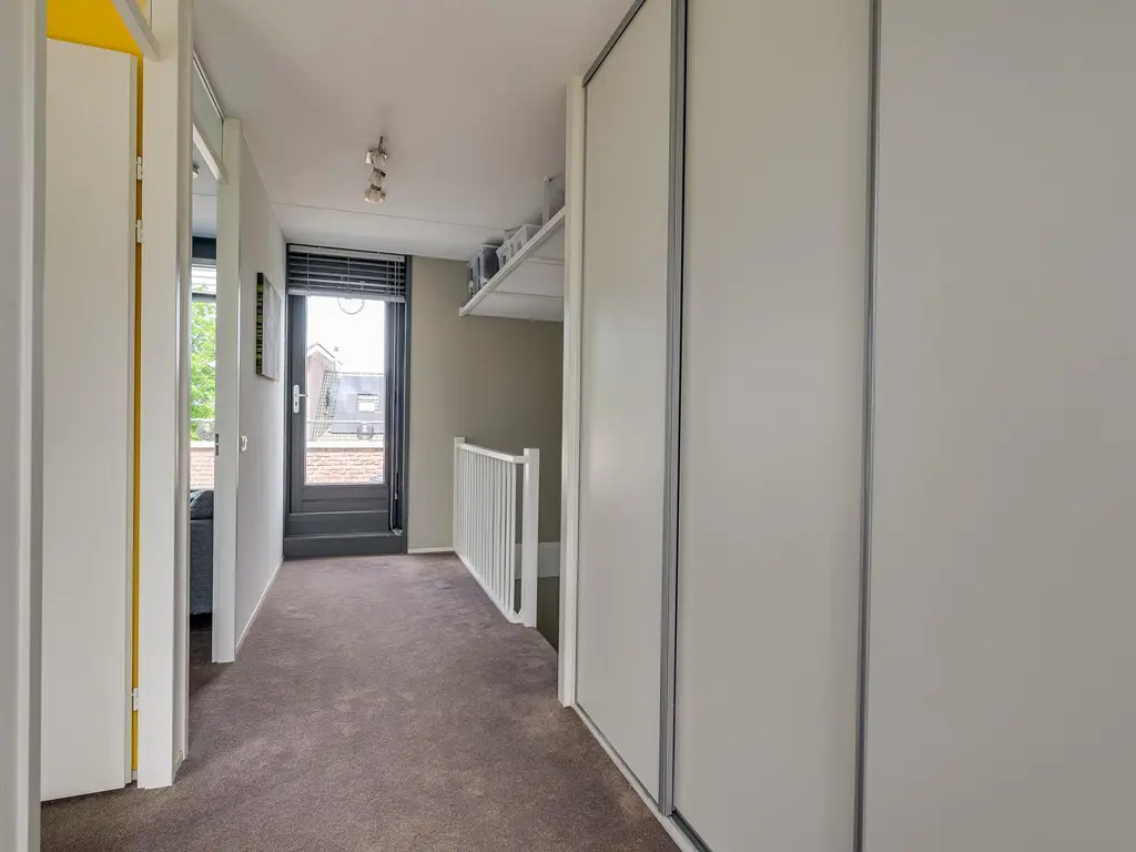 Atlantische Oceaan 38, NAALDWIJK