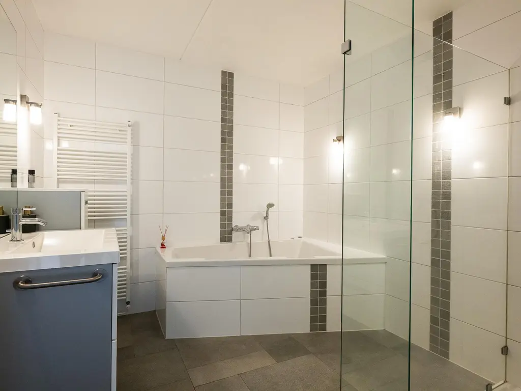 Zandeveltplein 21A, 'S-GRAVENZANDE