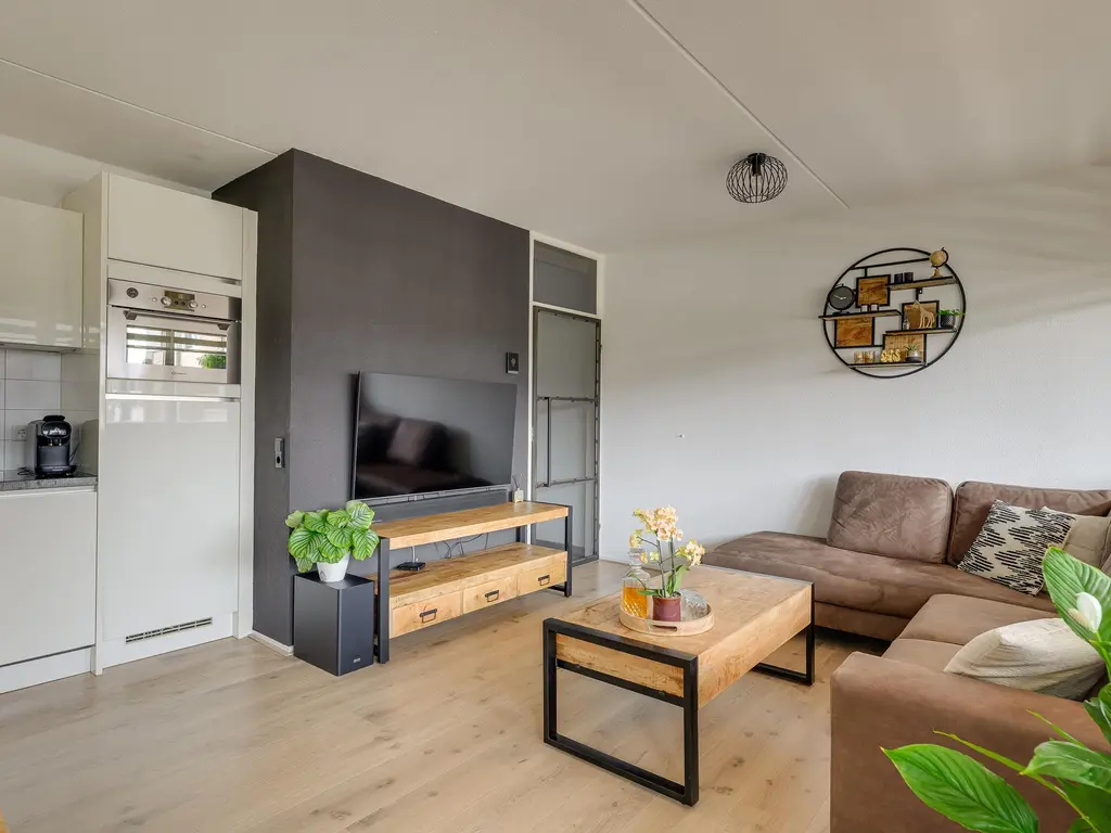 Zandeveltplein 21A, 'S-GRAVENZANDE