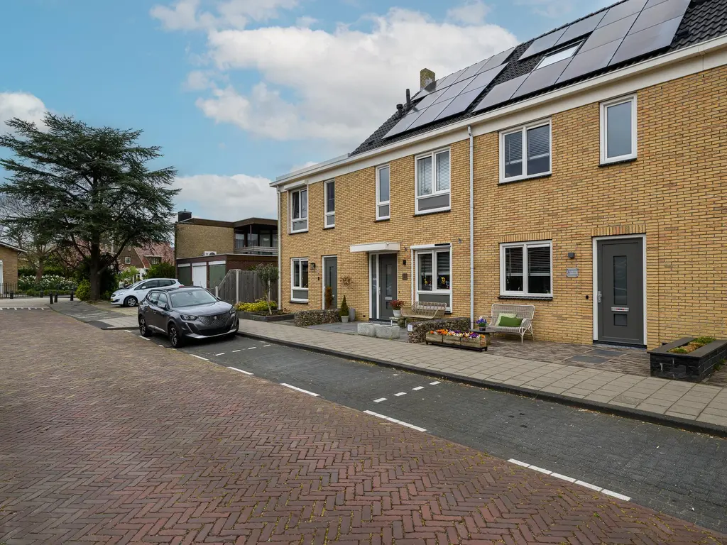 Chrysantenstraat 5, NAALDWIJK