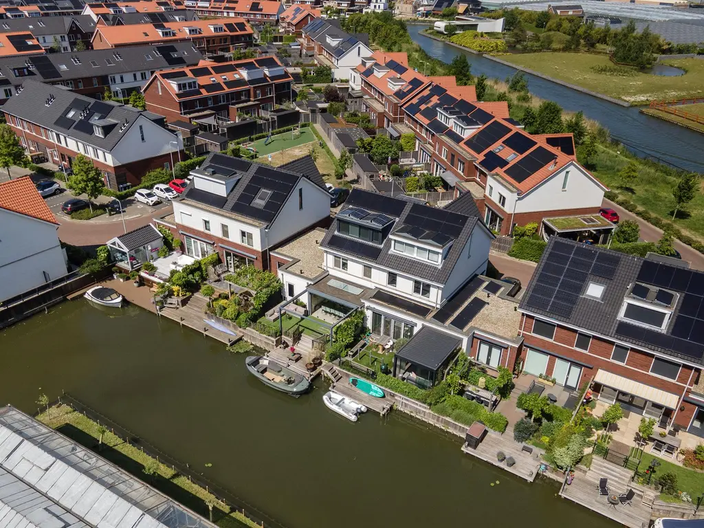 Dagpauwoog 42, 'S-GRAVENZANDE