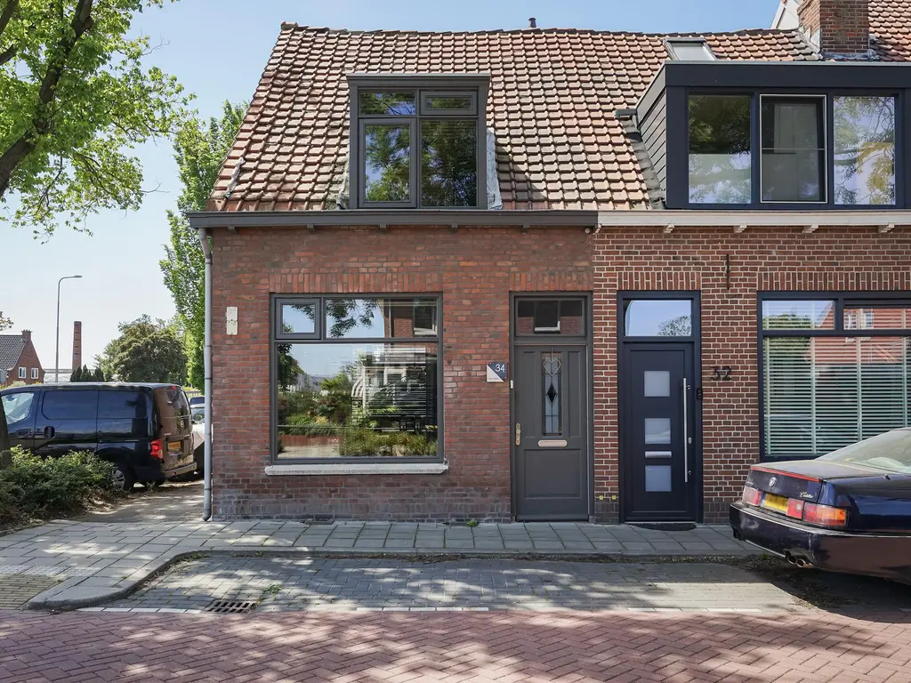Emmastraat 34, DE LIER