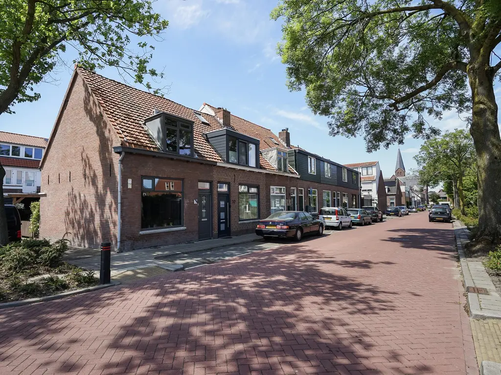 Emmastraat 34, DE LIER