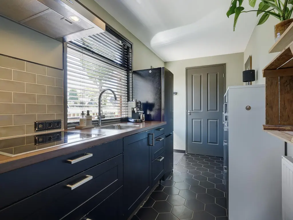 Emmastraat 34, DE LIER