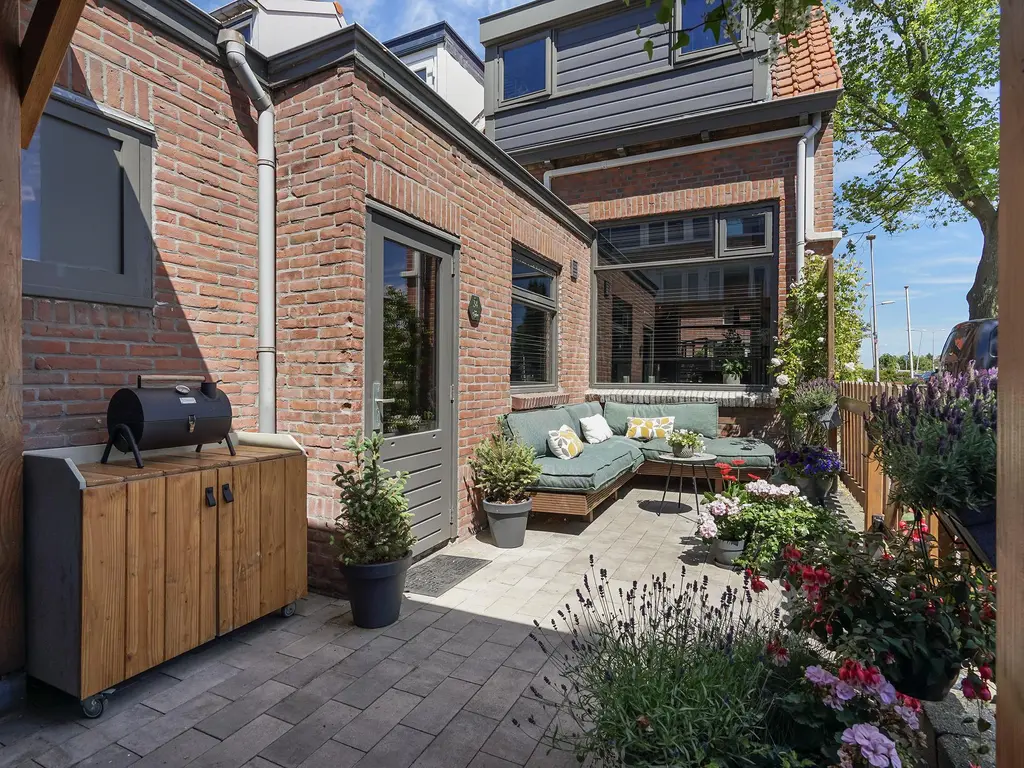 Emmastraat 34, DE LIER