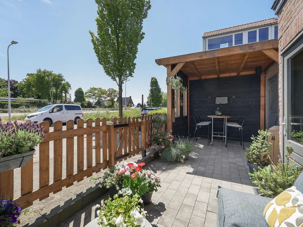 Emmastraat 34, DE LIER