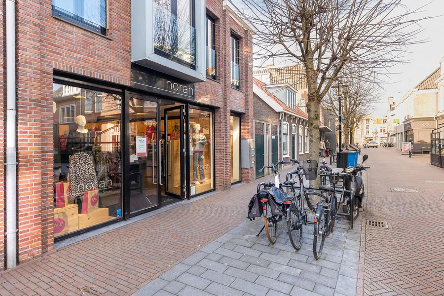 Kanaalstraat 44