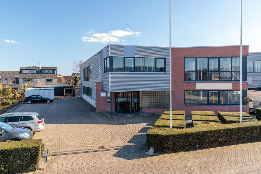 Satellietbaan 37