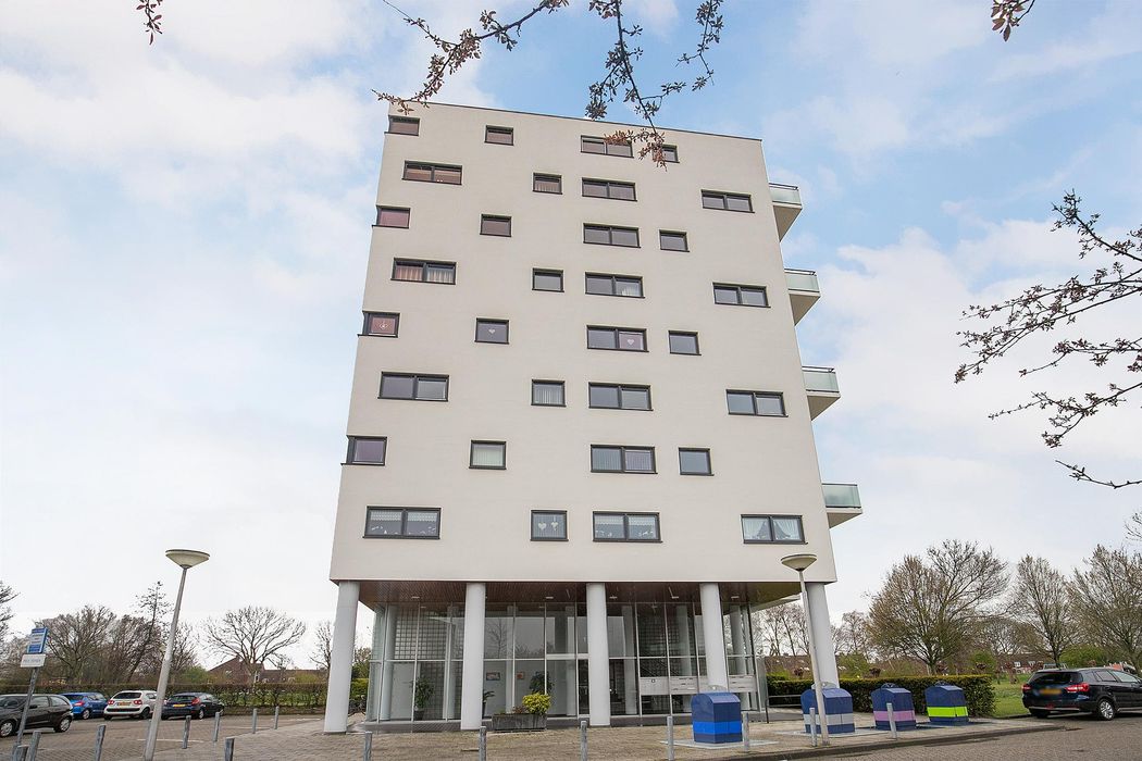 J. de Baanlaan 21, SPIJKENISSE foto 0