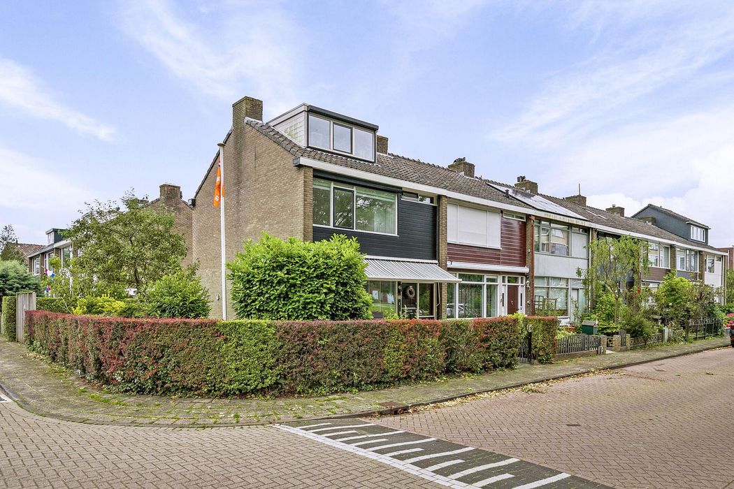 Paulus Potterstraat 26, SPIJKENISSE foto 0