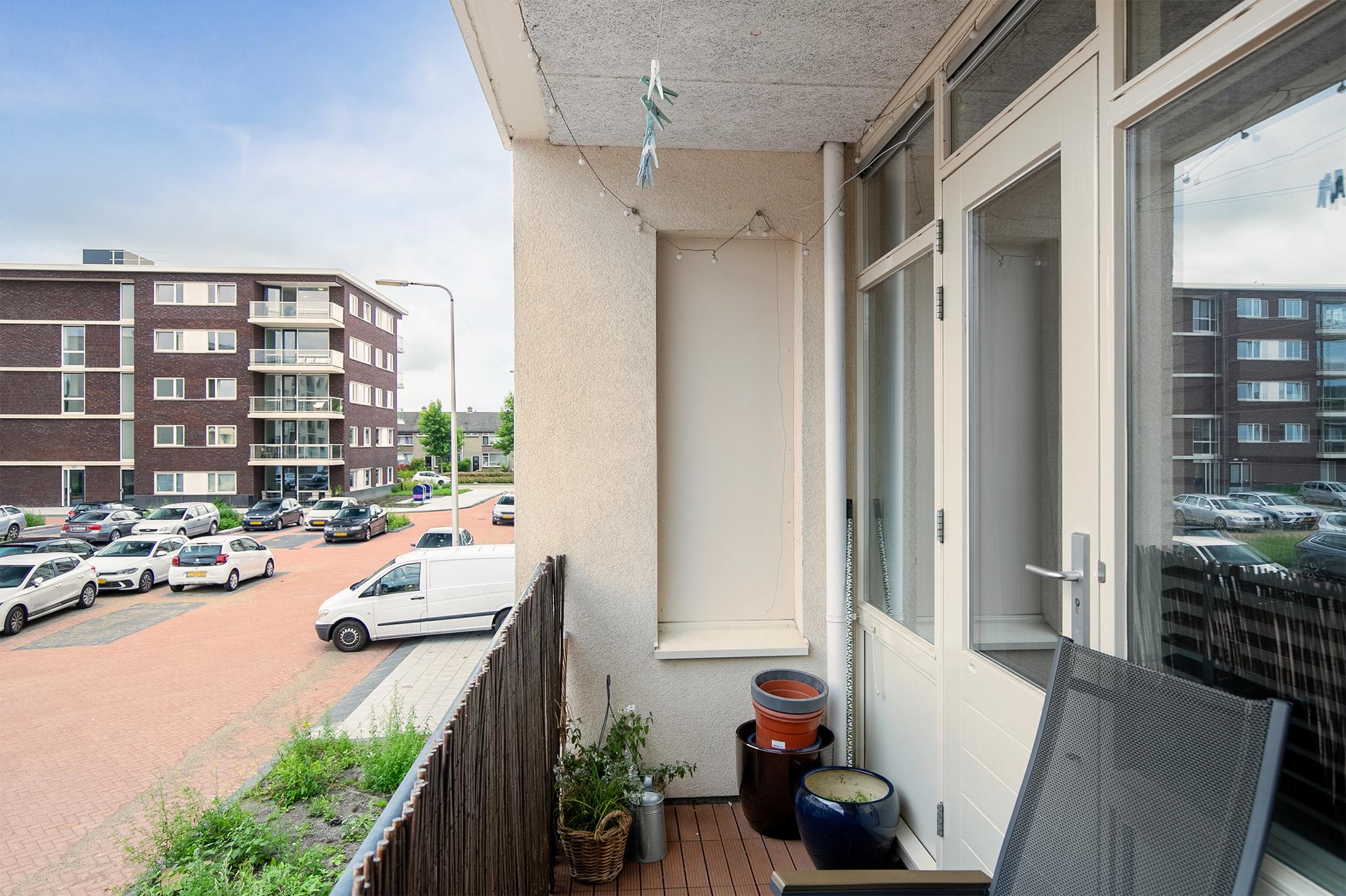 Uranusstraat 15A, SPIJKENISSE foto 31