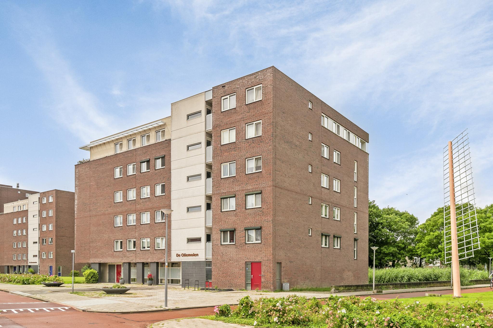 Lokkertsemolenweg 178, HOOGVLIET ROTTERDAM foto 0