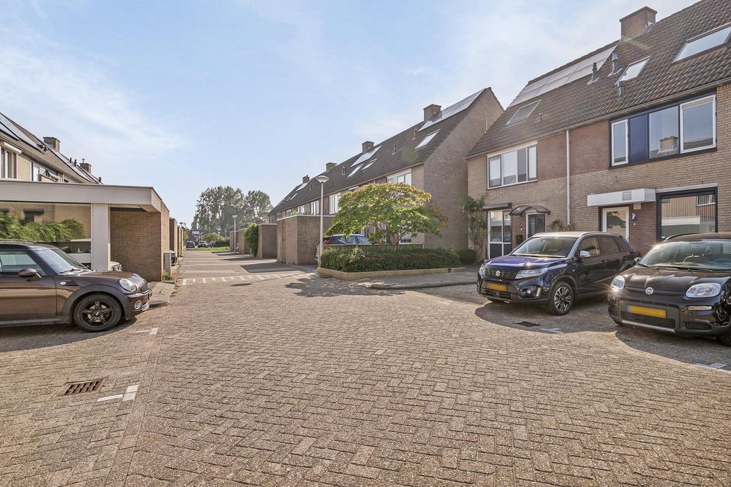 Rousselpad 10, SPIJKENISSE foto 41