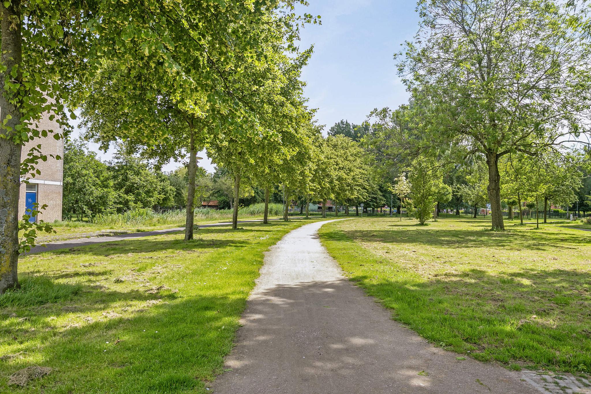 Marrewijklaan 148, SPIJKENISSE foto 27