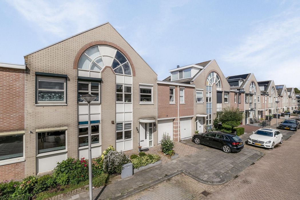 Etty Hillesumstraat 22, SPIJKENISSE foto 2