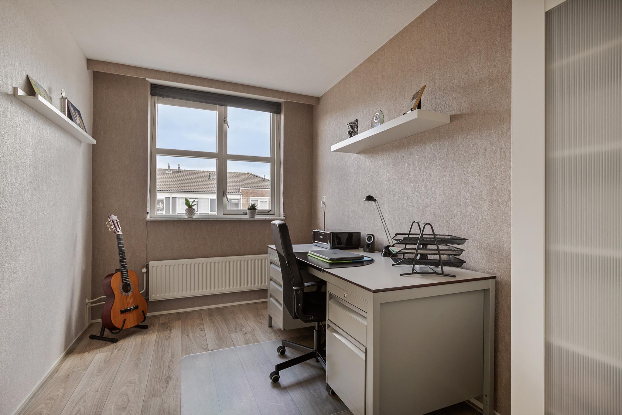 Etty Hillesumstraat 22, SPIJKENISSE foto 21