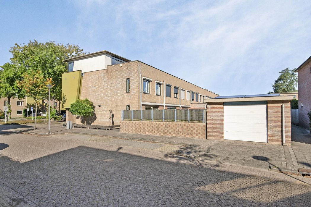 Sientje Mesdag-van Houtenstraat 129, SPIJKENISSE foto 2