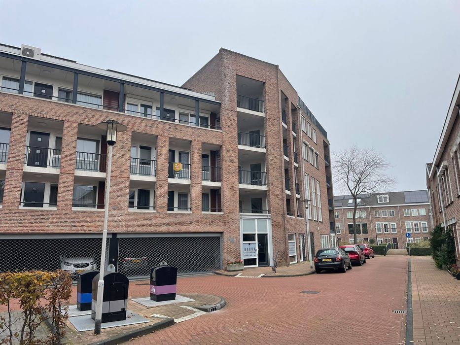 Vaartstraat 37, SPIJKENISSE foto 0