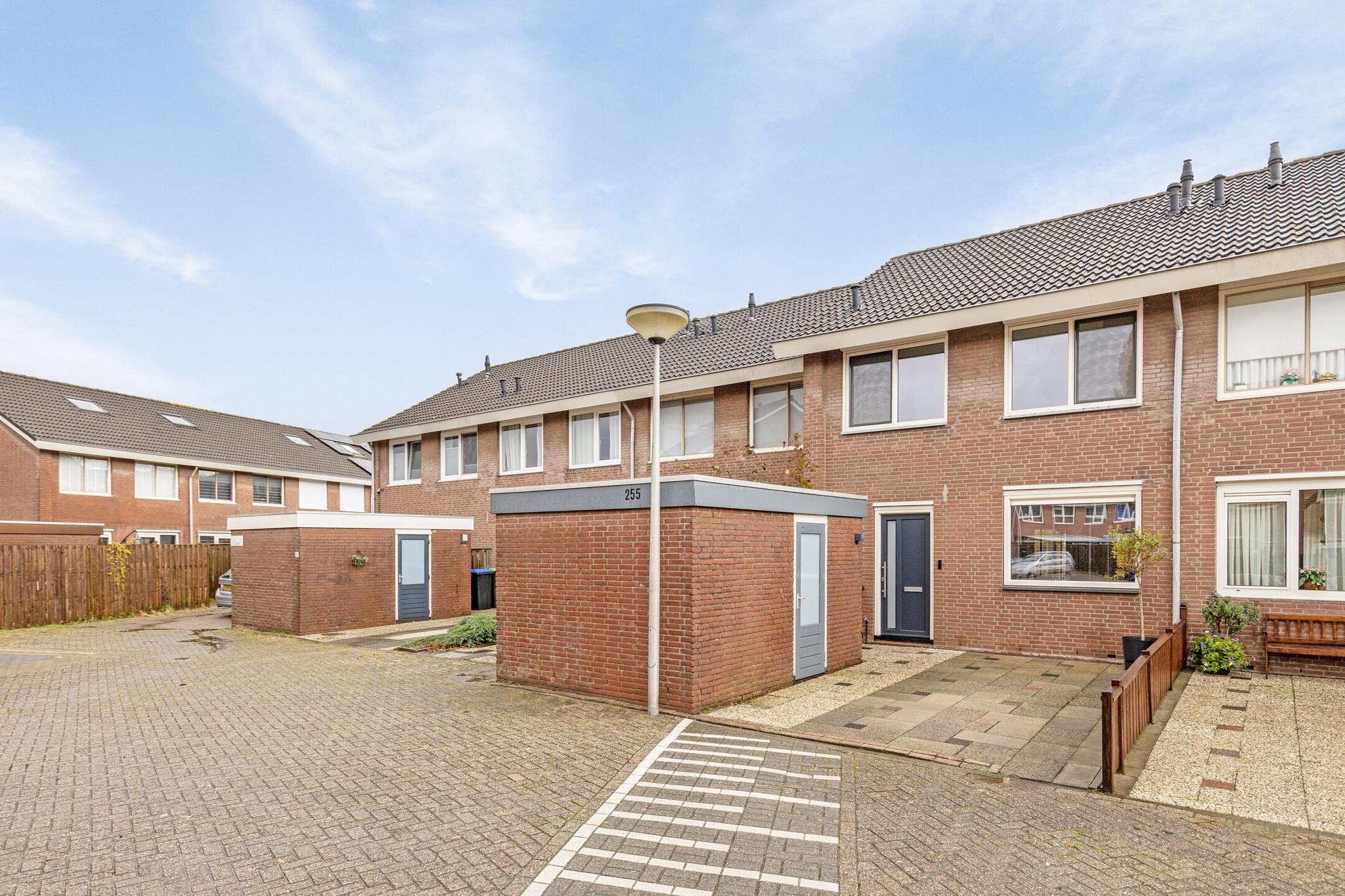 Snoekenveen 255, SPIJKENISSE foto 42