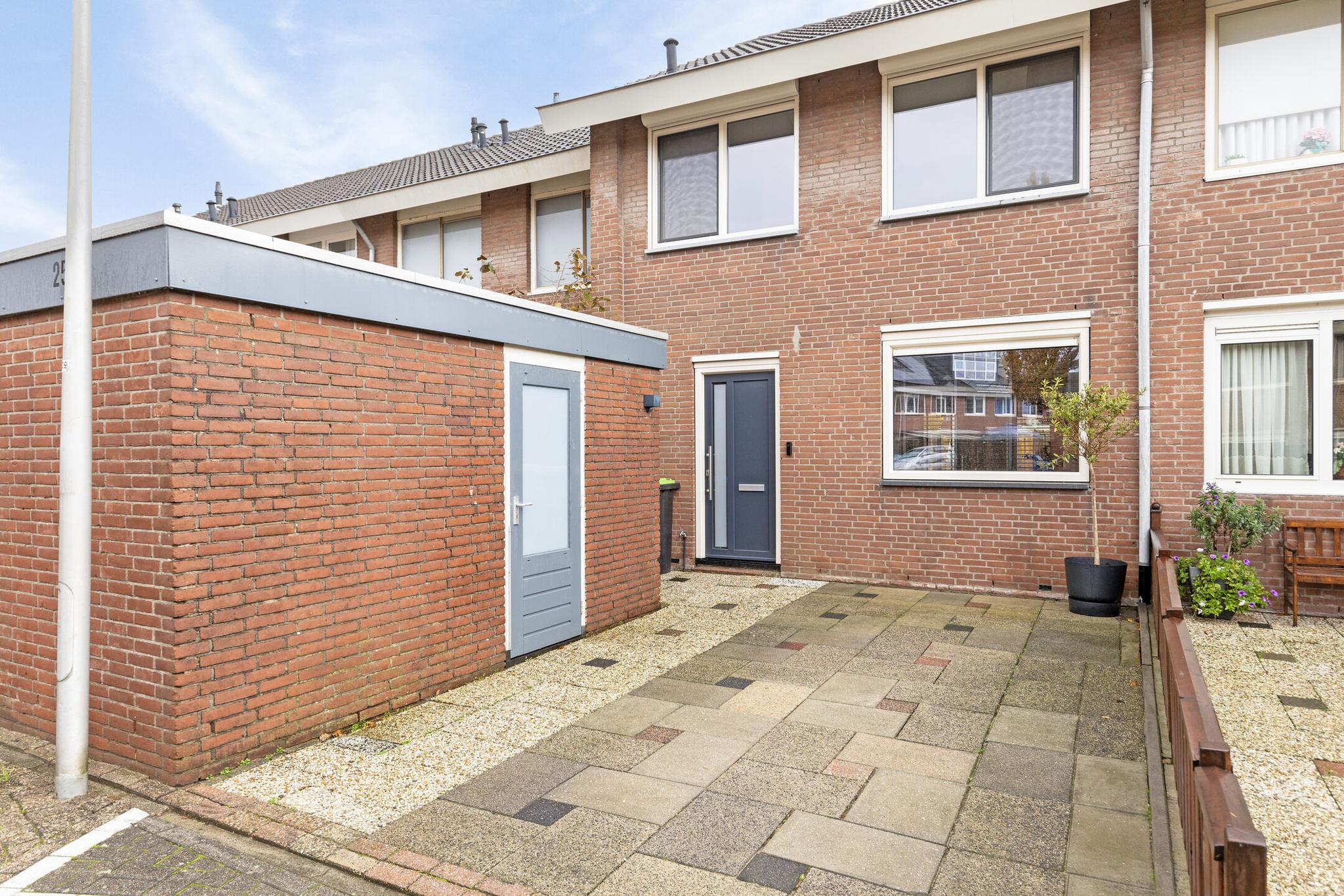 Snoekenveen 255, SPIJKENISSE foto 39