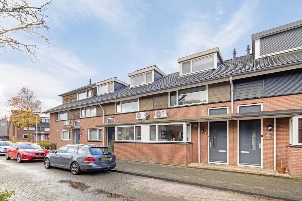 Margaret Mitchellstraat 16, SPIJKENISSE foto 0