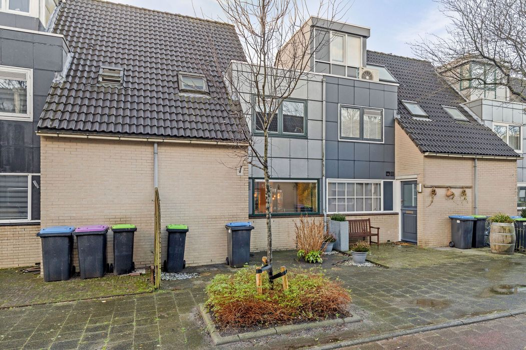 Haya van Someren-Downerpad 35, SPIJKENISSE foto 2