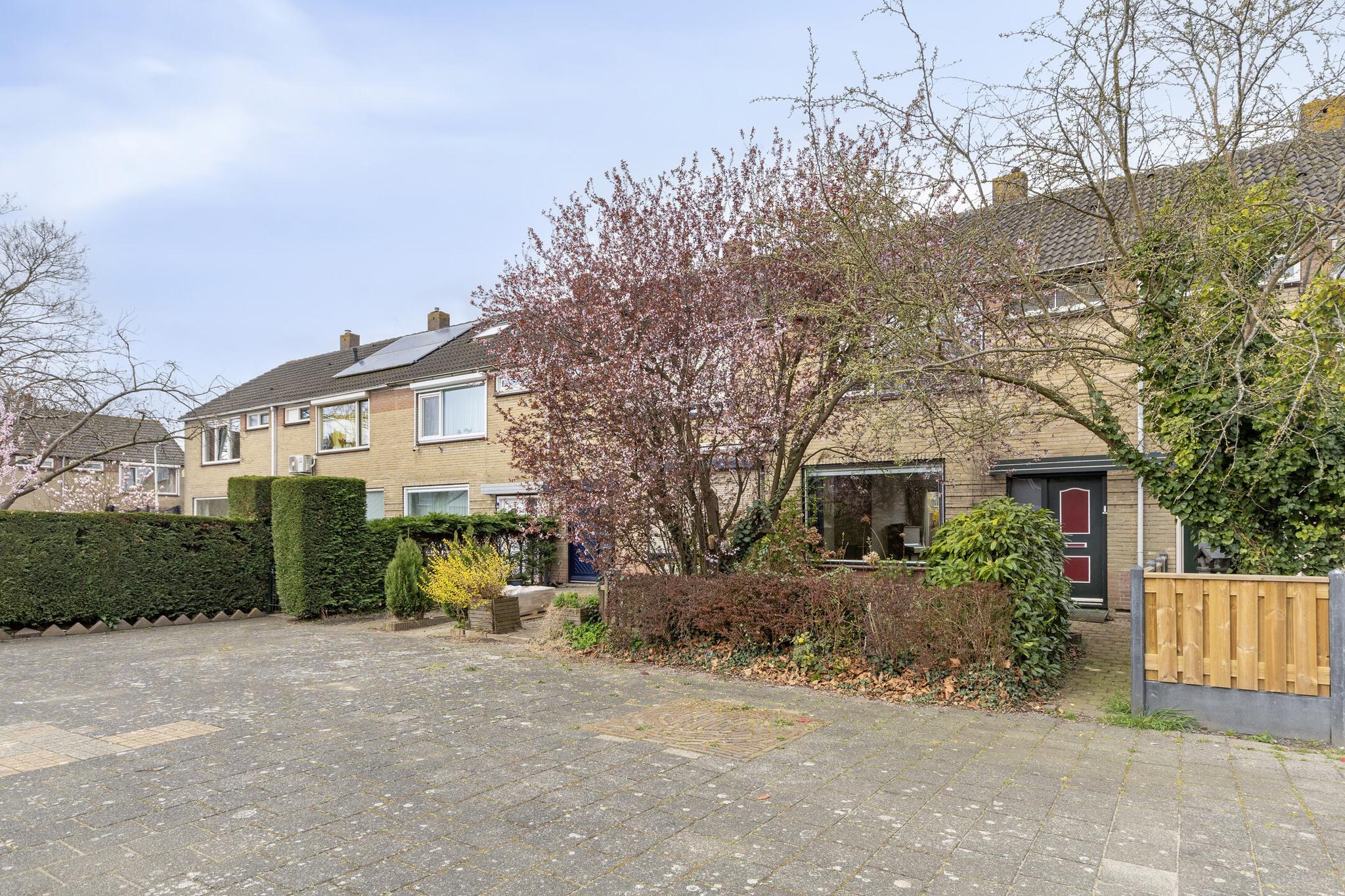 Vestapad 4, SPIJKENISSE foto 0