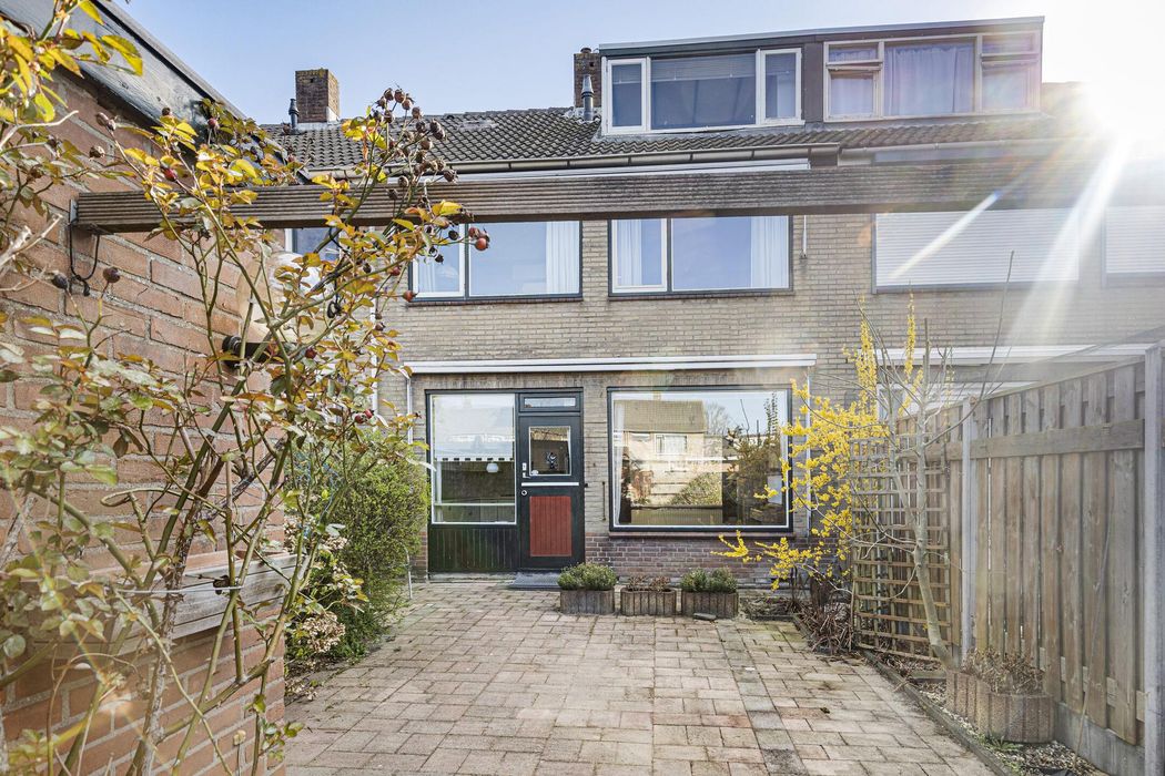 Vestapad 4, SPIJKENISSE foto 1