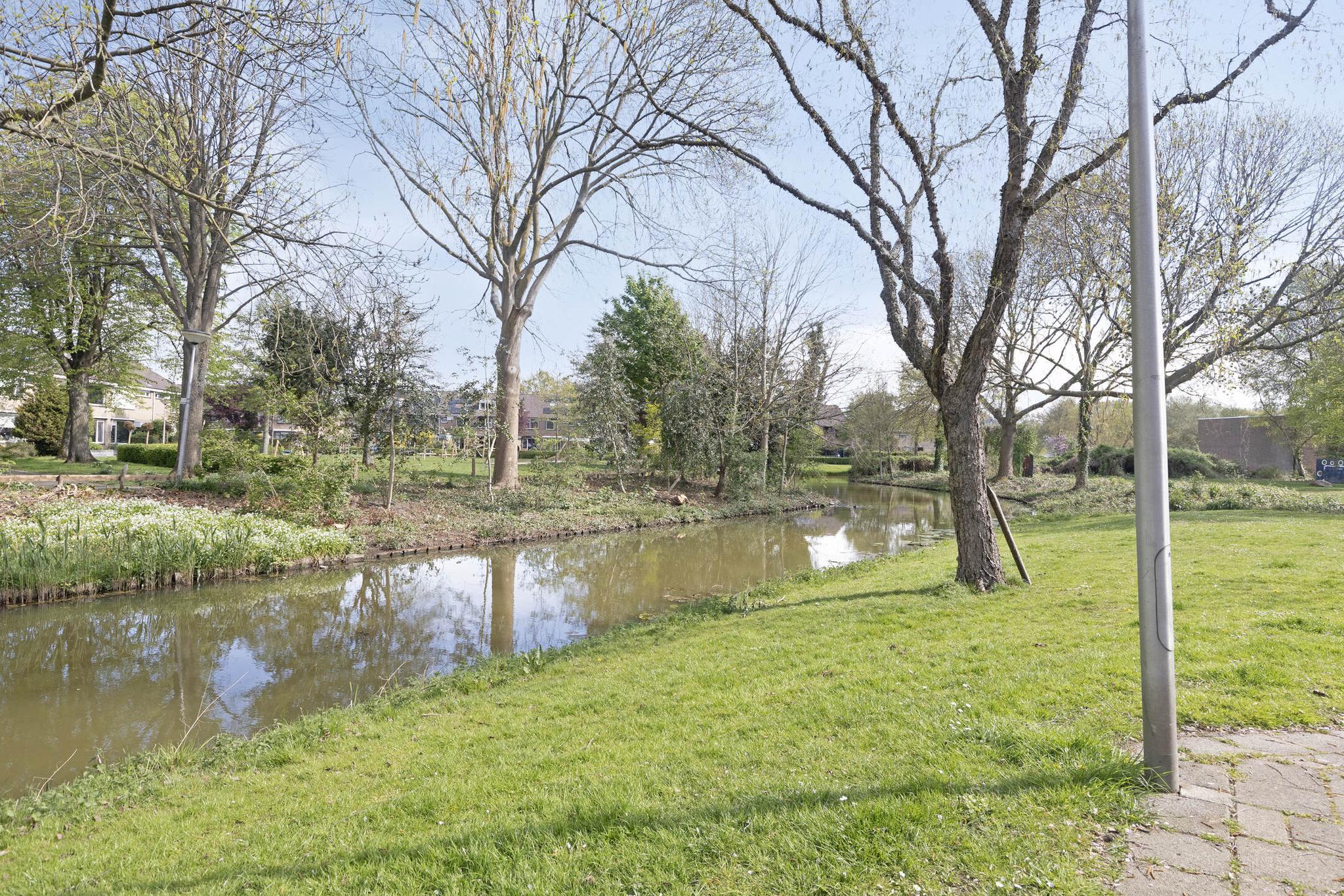 Salamanderveen 341, SPIJKENISSE foto 28