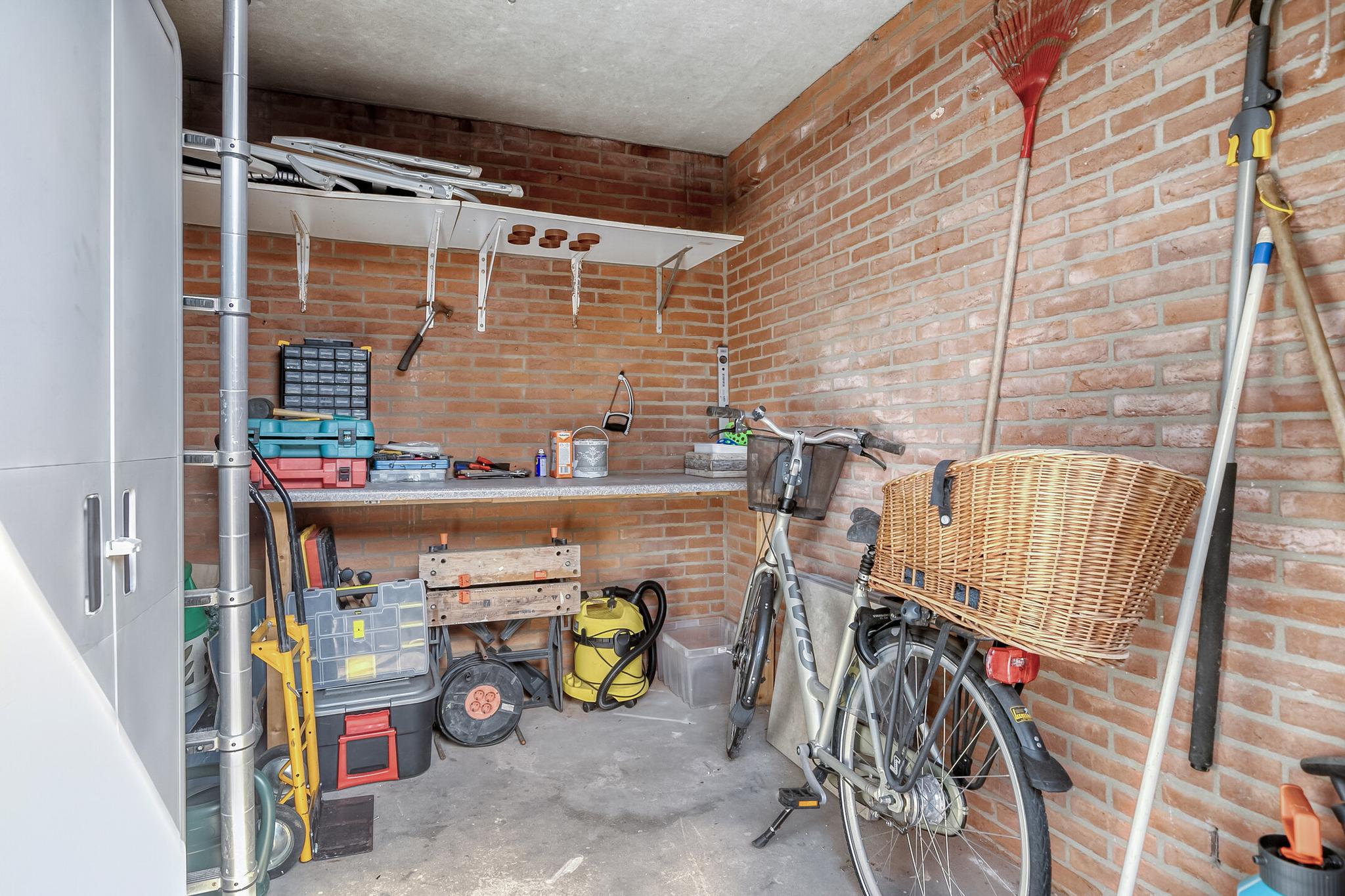 Annie van Hattemstraat 20, SPIJKENISSE foto 32