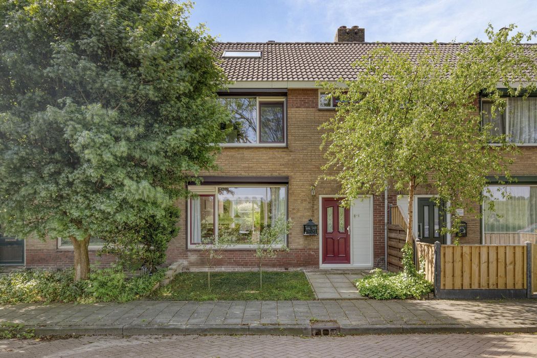Hooftweg 107, GEERVLIET foto 0