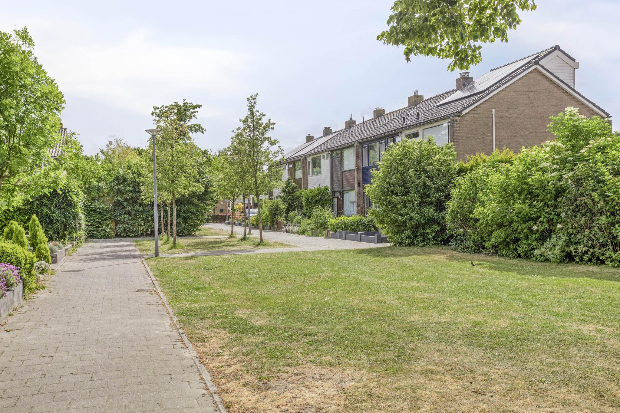 Lijsterbeslaan 15, ROZENBURG foto 21