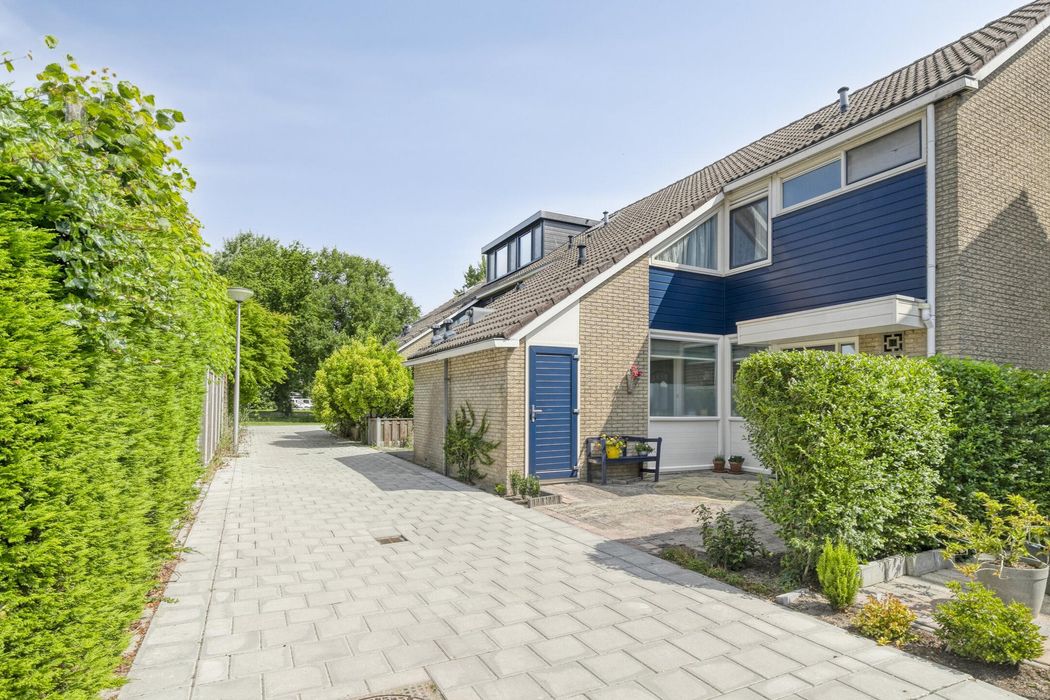 Beverveen 333, SPIJKENISSE foto 4