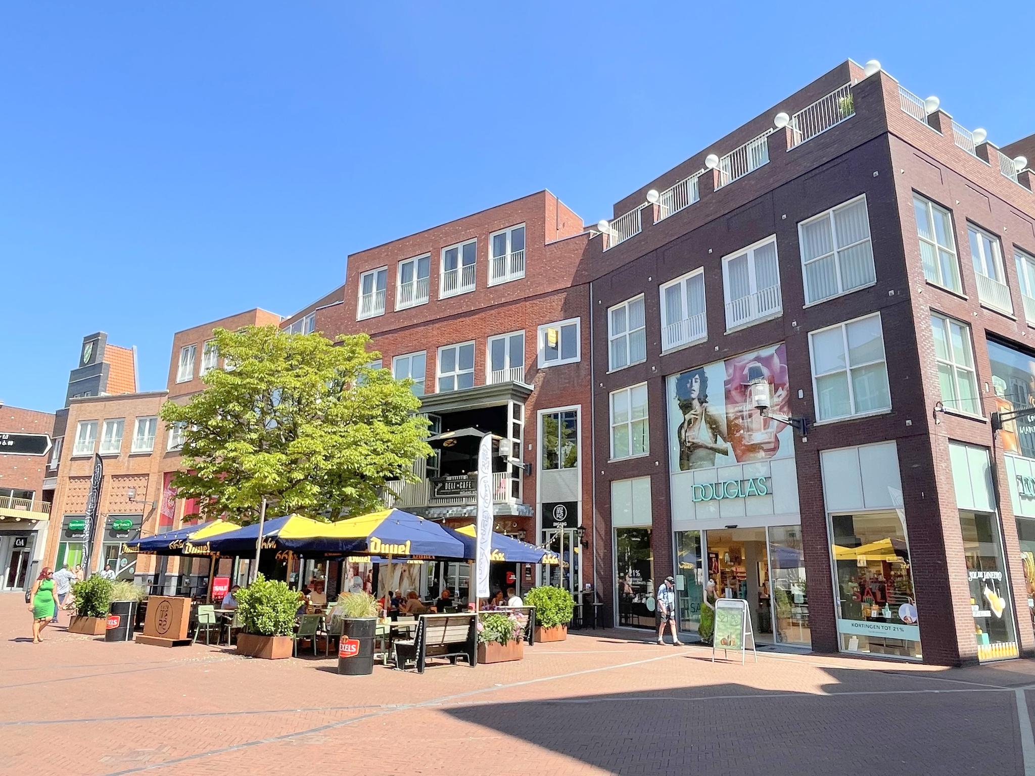 Uitstraat 165, SPIJKENISSE foto 1
