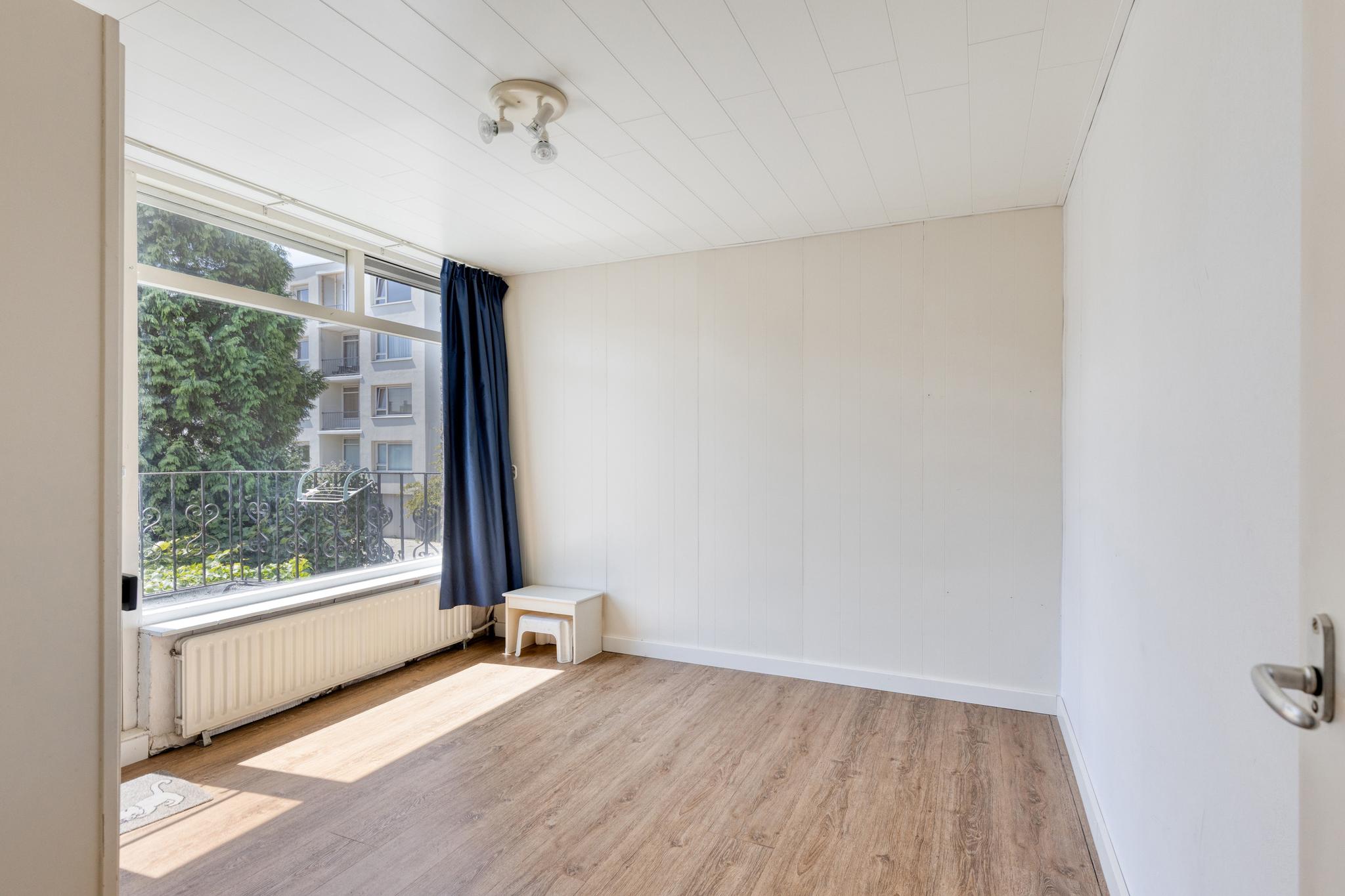 Leliestraat 76, SPIJKENISSE foto 12
