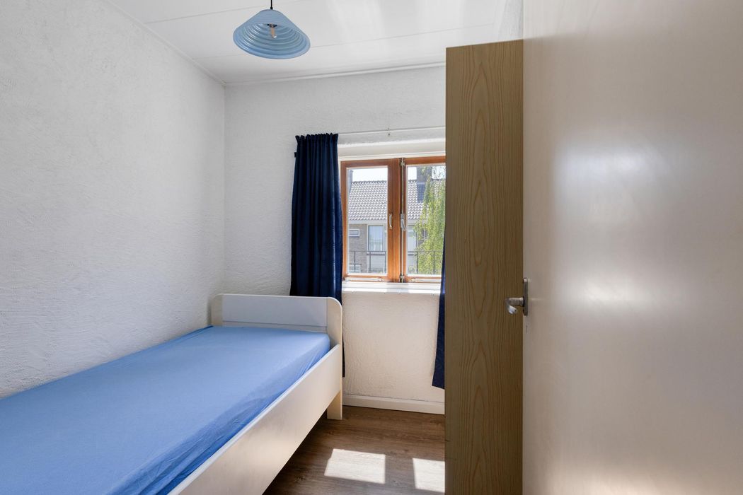 Leliestraat 76, SPIJKENISSE foto 11