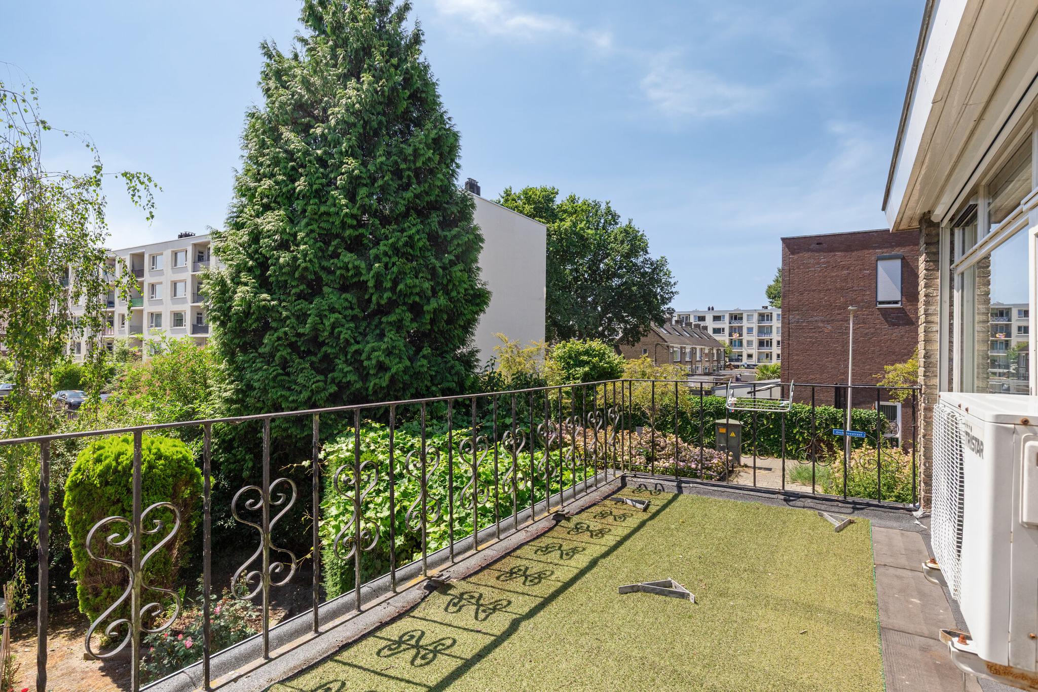 Leliestraat 76, SPIJKENISSE foto 16
