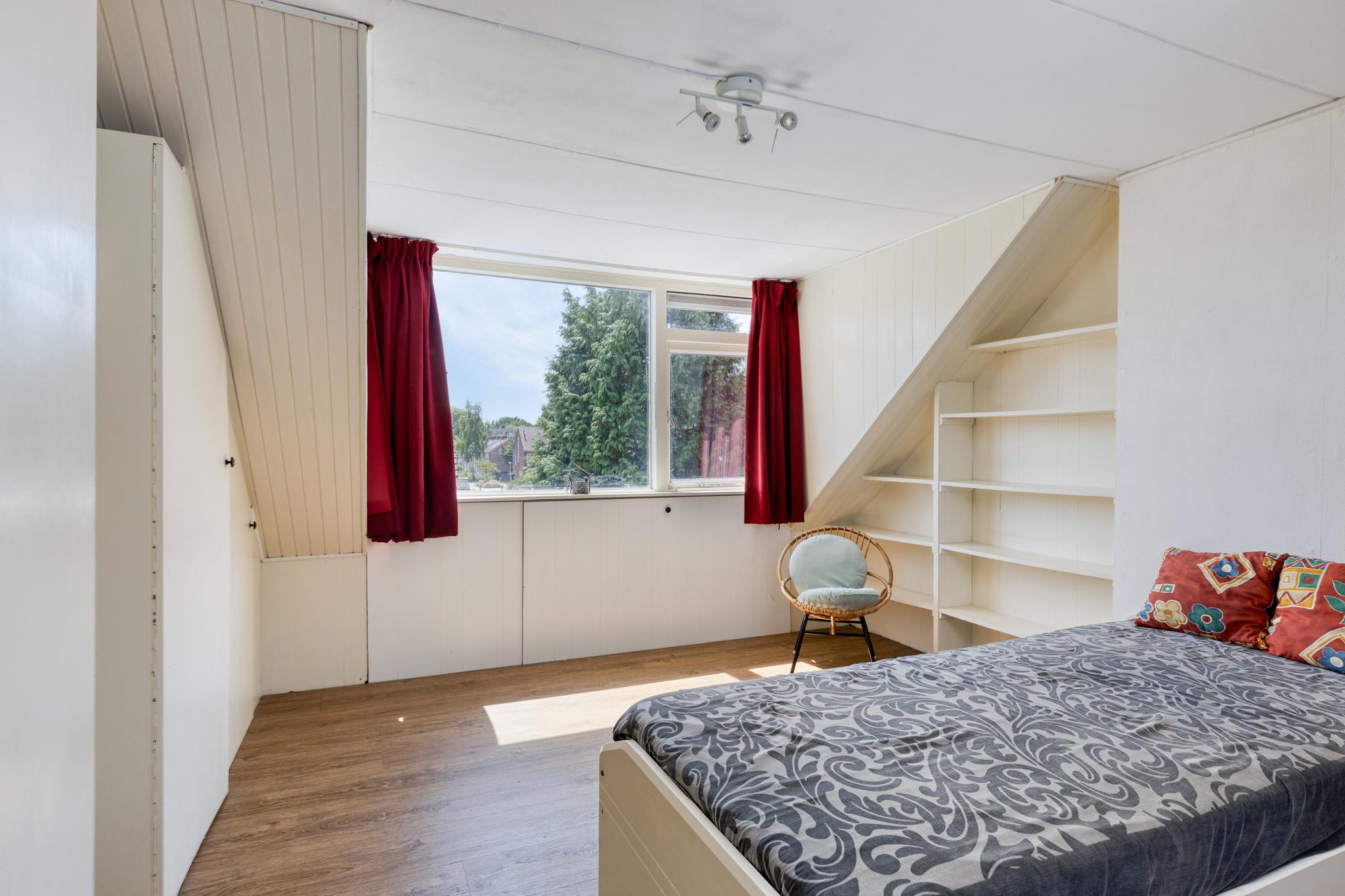 Leliestraat 76, SPIJKENISSE foto 20