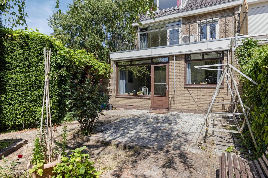 Leliestraat 76, SPIJKENISSE foto 22