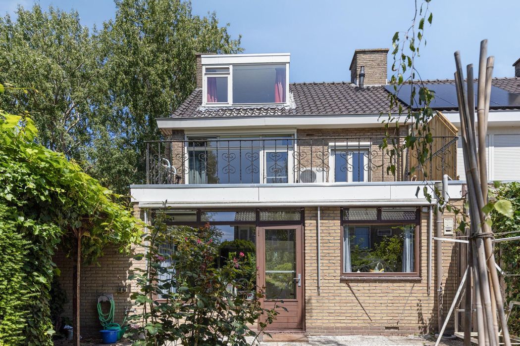 Leliestraat 76, SPIJKENISSE foto 23